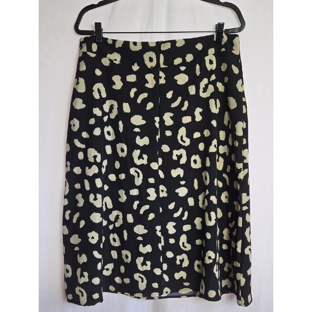 🖤5/$20🖤 Black and Cream Leopard Print Midi Skirt - Picture 4 of 8